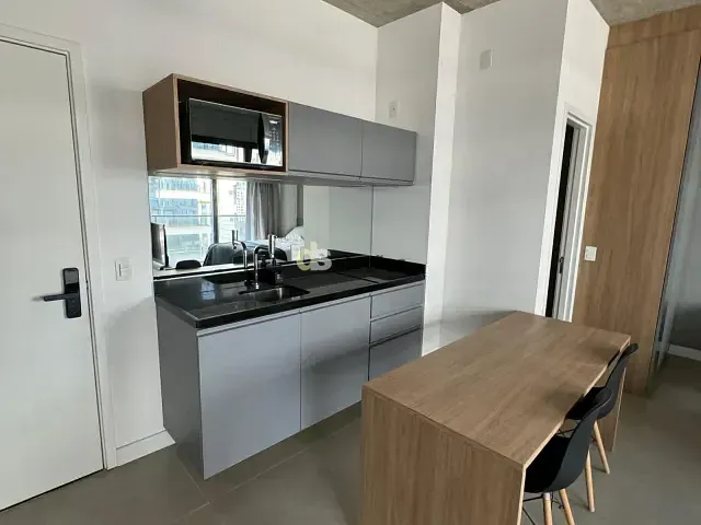 Apartamento 1 quarto e 1 banheiro, à venda, no bairro Vila Olímpia em São Paulo