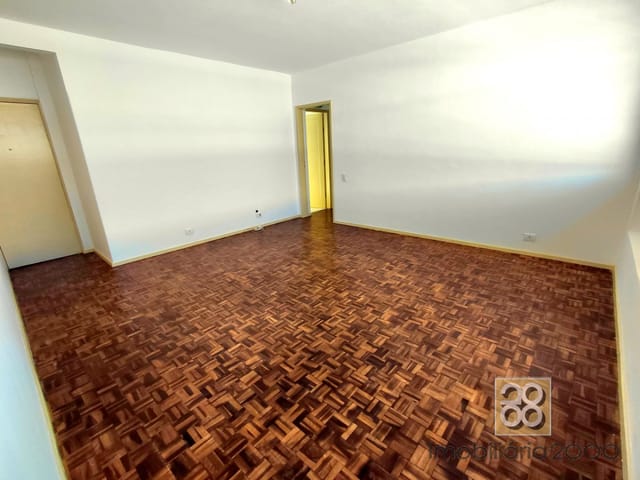 Apartamento 3 quartos e 1 banheiro, à venda, no bairro Rebouças em Curitiba