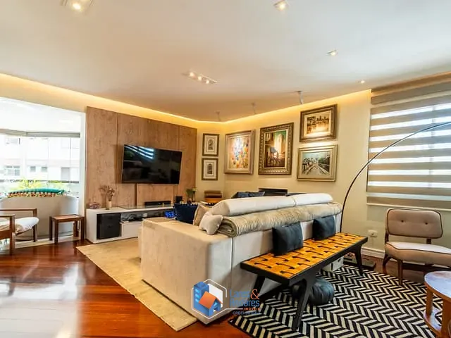 Apartamento com 30082m² 3 quartos e 5 banheiros, à venda, no bairro Cidade Monções em São Paulo