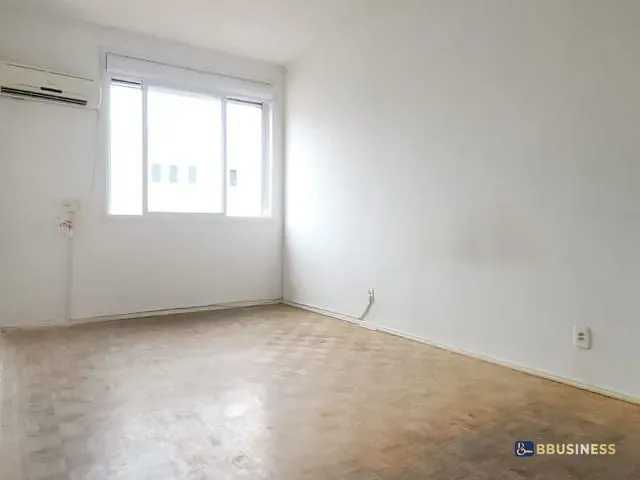 Apartamento 3 quartos e 1 banheiro, à venda, no bairro Centro em Caxias do Sul