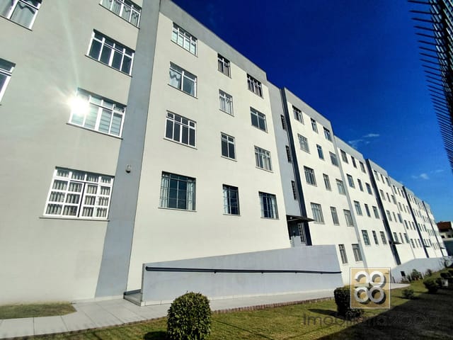 Apartamento 2 quartos e 1 banheiro, para alugar, no bairro Seminário em Curitiba