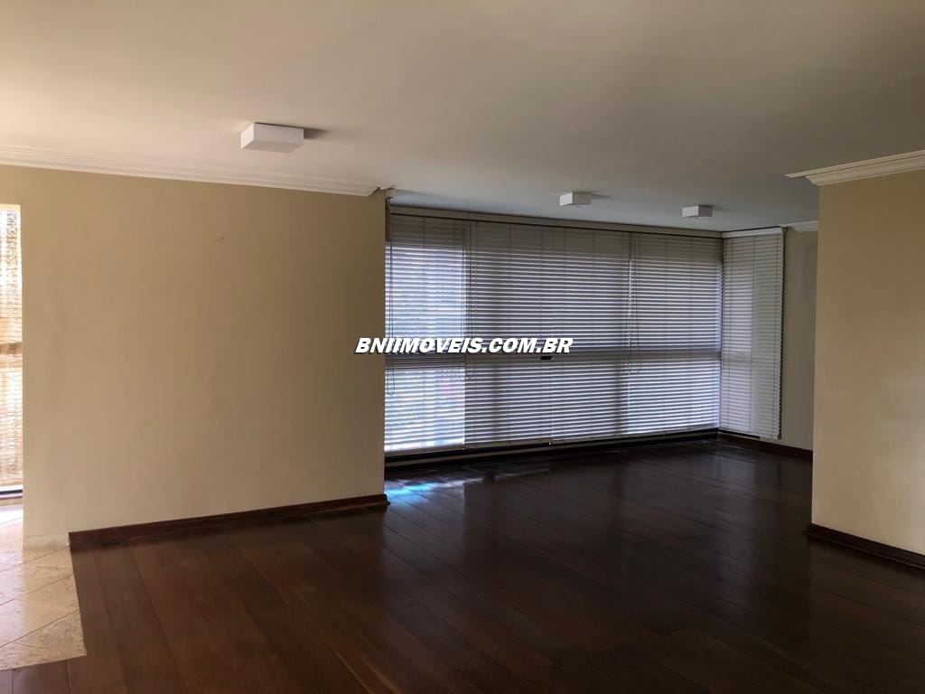 Apartamento, 3 quartos, 250 m² - Foto 2