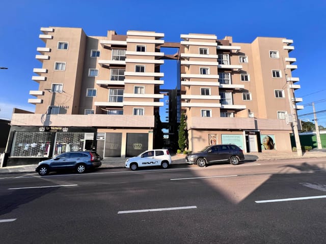 Apartamento à Venda, 2 quartos sendo 1 suíte, 1 vaga de garagem, 98 m², Edifício Champagnat, Órfãs.