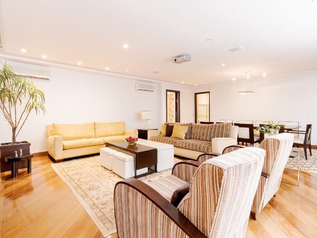 Foto do Apartamento - Apartamento tipo para venda em Higienópolis com 4 quartos, sendo 2 suítes, 200m² | Lares e Andares Imóveis