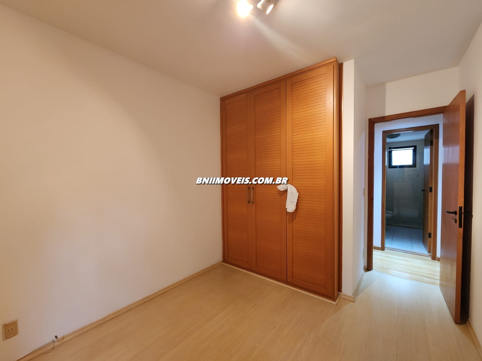 Apartamento à venda e aluguel com 3 quartos, 110m² - Foto 11
