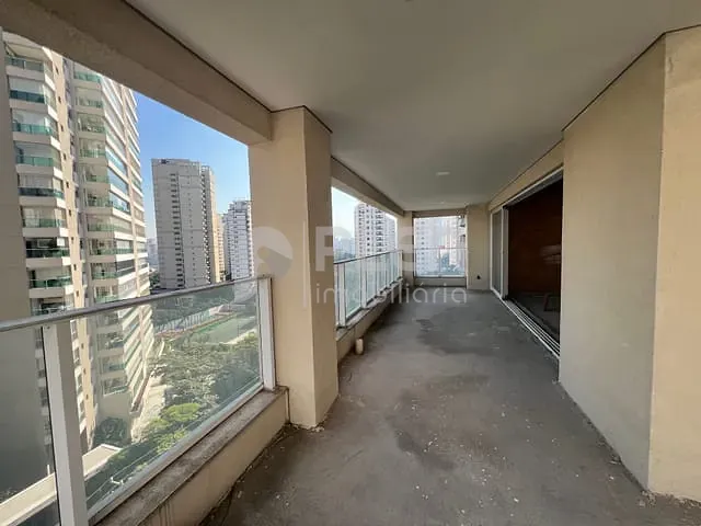 Apartamento 4 quartos e 6 banheiros, à venda, no bairro Santana em São Paulo