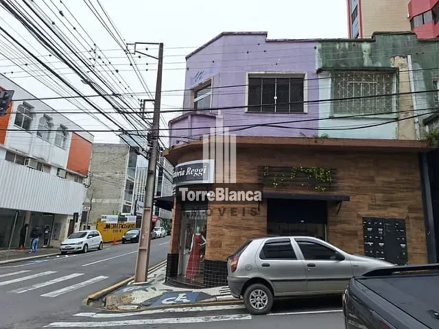 Apartamento com 135m² 2 quartos e 1 banheiro, à venda, no bairro Centro em Ponta Grossa