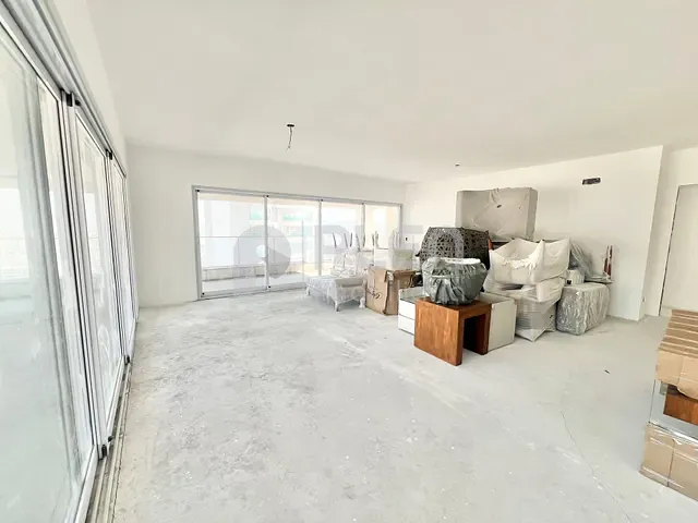 Apartamento 4 quartos e 6 banheiros, para alugar, no bairro Santana em São Paulo