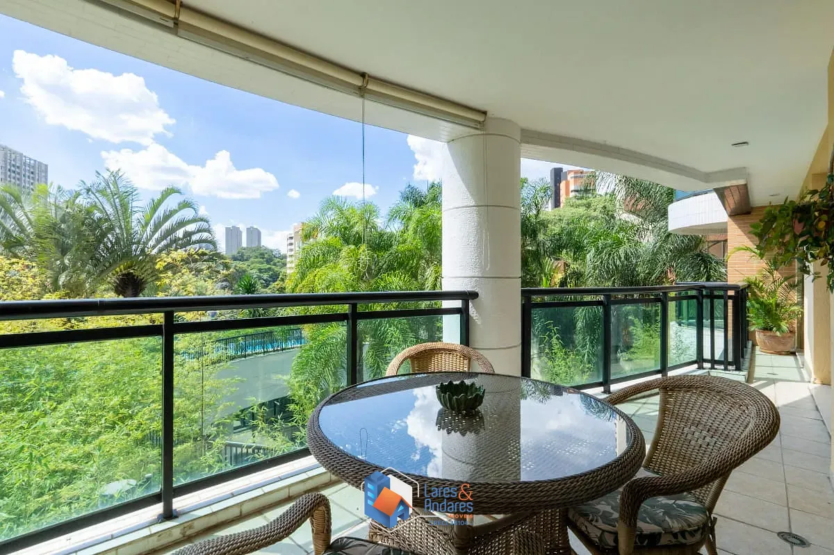 Apartamento, 3 quartos, 192 m² - Foto 2