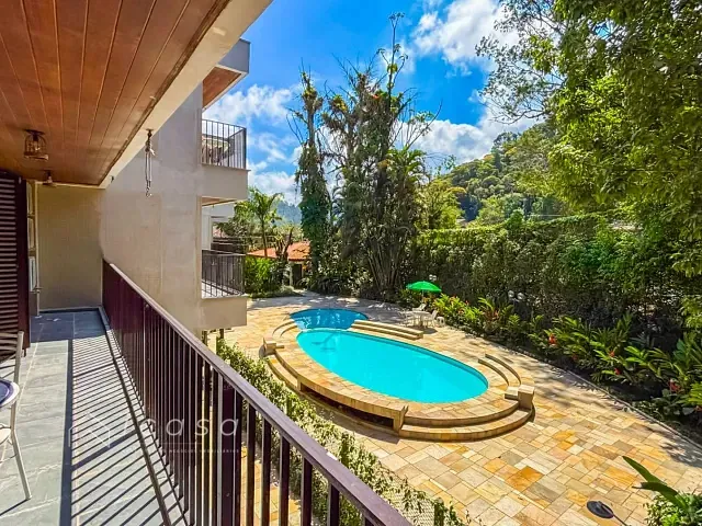 Apartamento com 74m² 2 quartos e 2 banheiros, à venda, no bairro Enseada em Ubatuba