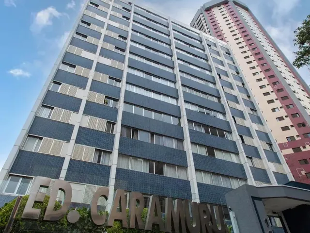 Apartamento 3 quartos e 2 banheiros, à venda, no bairro Batel em Curitiba