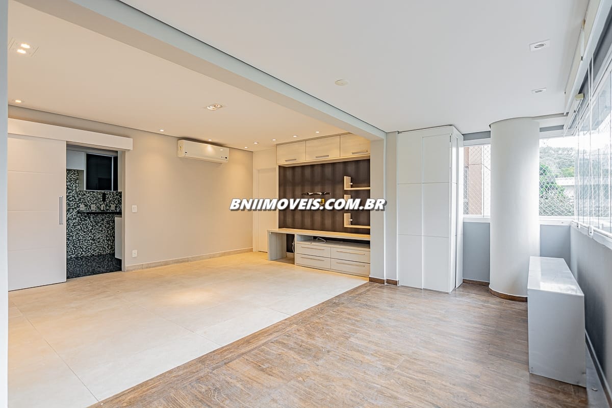 Apartamento para alugar com 4 quartos, 130m² - Foto 3