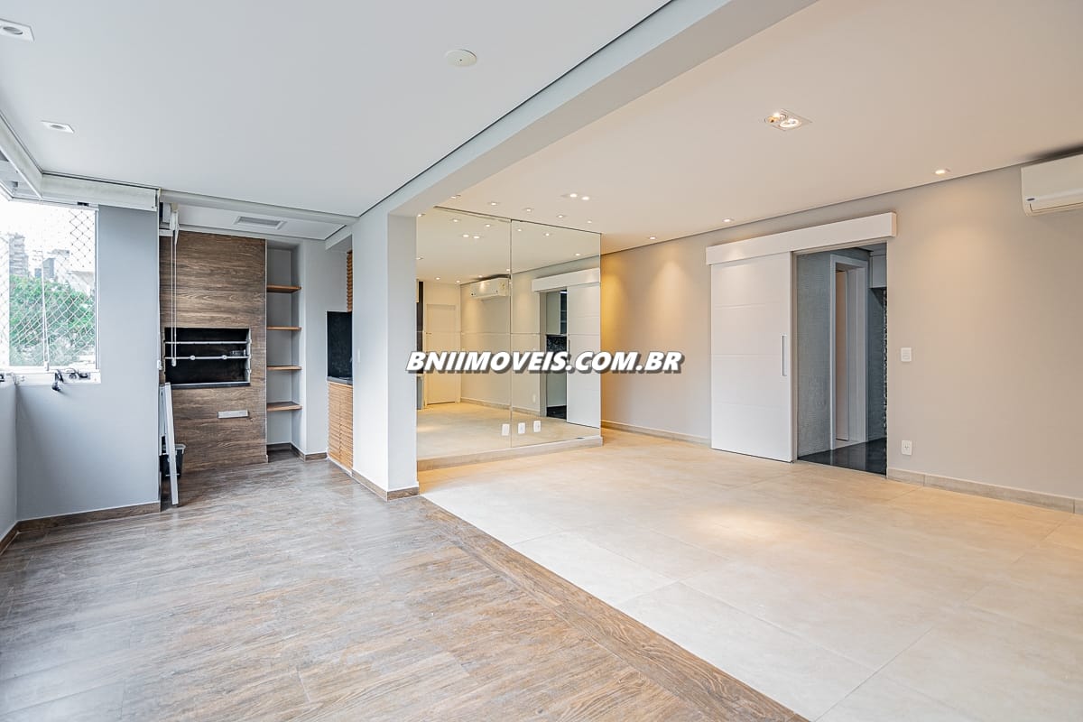 Apartamento para alugar com 4 quartos, 130m² - Foto 4