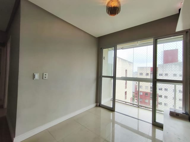 Apartamento com 71m² 3 quartos e 2 banheiros, à venda, no bairro Piatã em Salvador