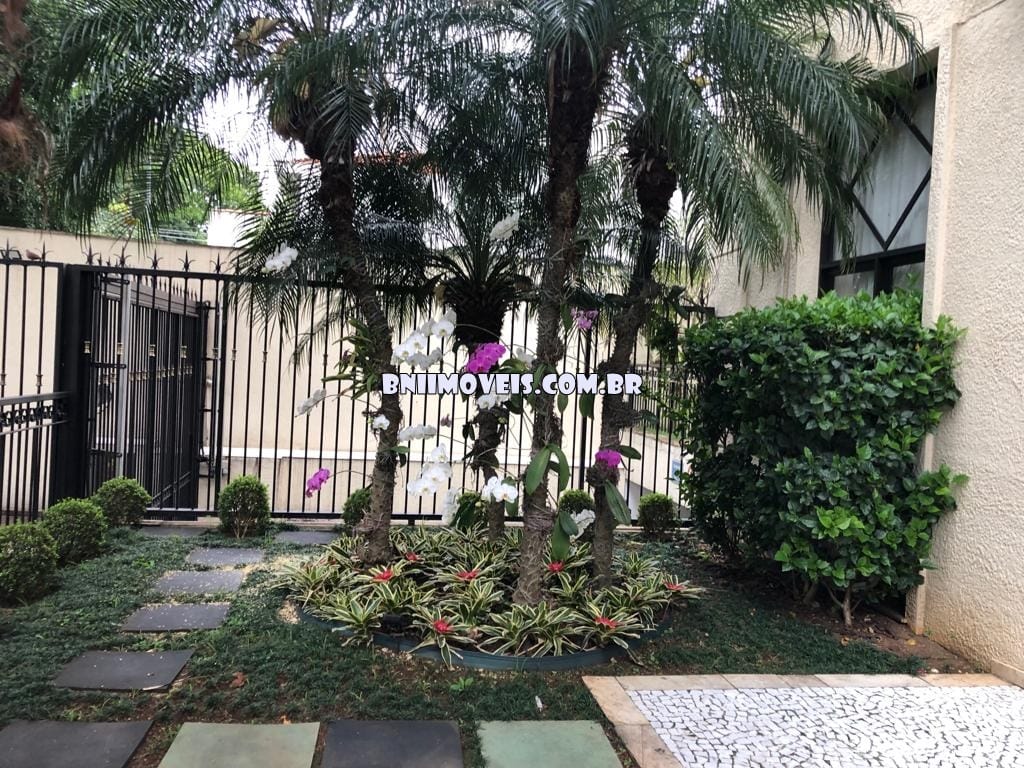 Apartamento para alugar com 3 quartos, 150m² - Foto 35