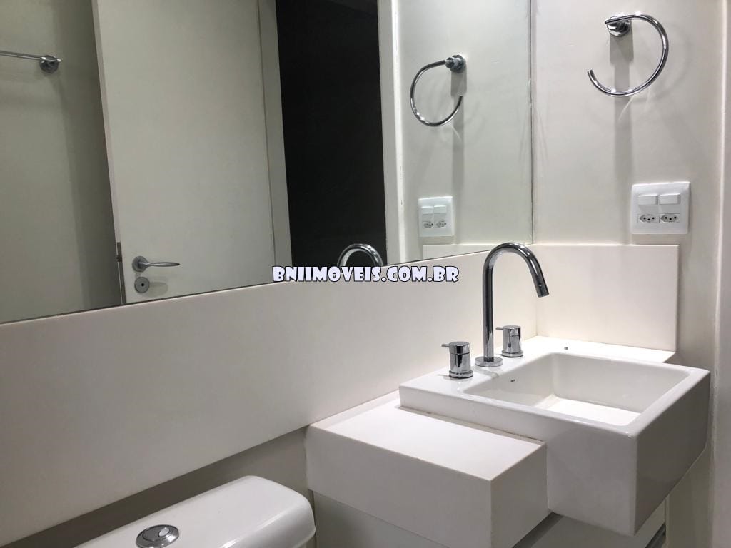 Apartamento para alugar com 3 quartos, 150m² - Foto 33