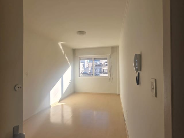 Apartamento 1 quarto e 1 banheiro, à venda, no bairro Centro em Caxias do Sul