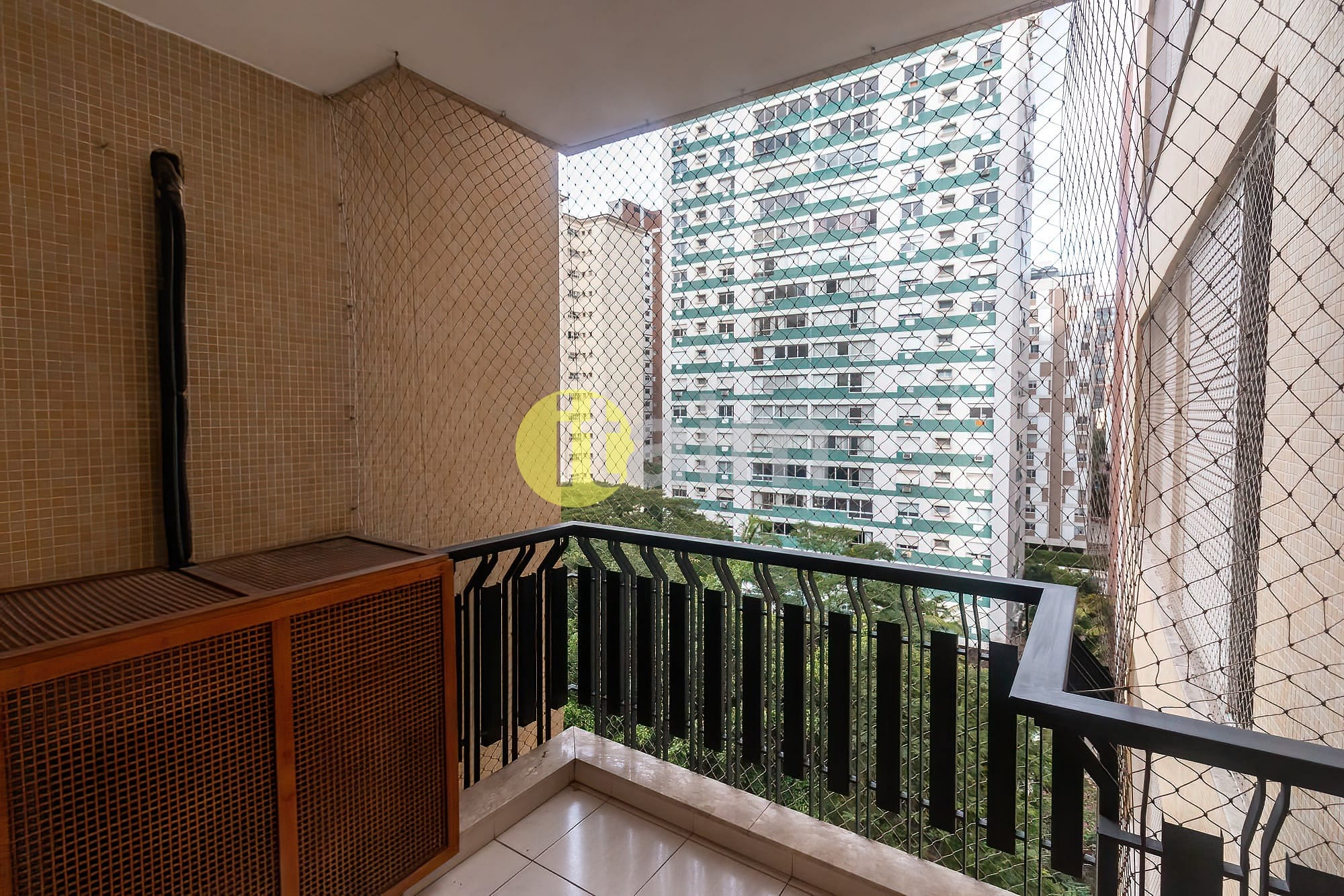 Apartamento para alugar com 3 quartos, 168m² - Foto 10
