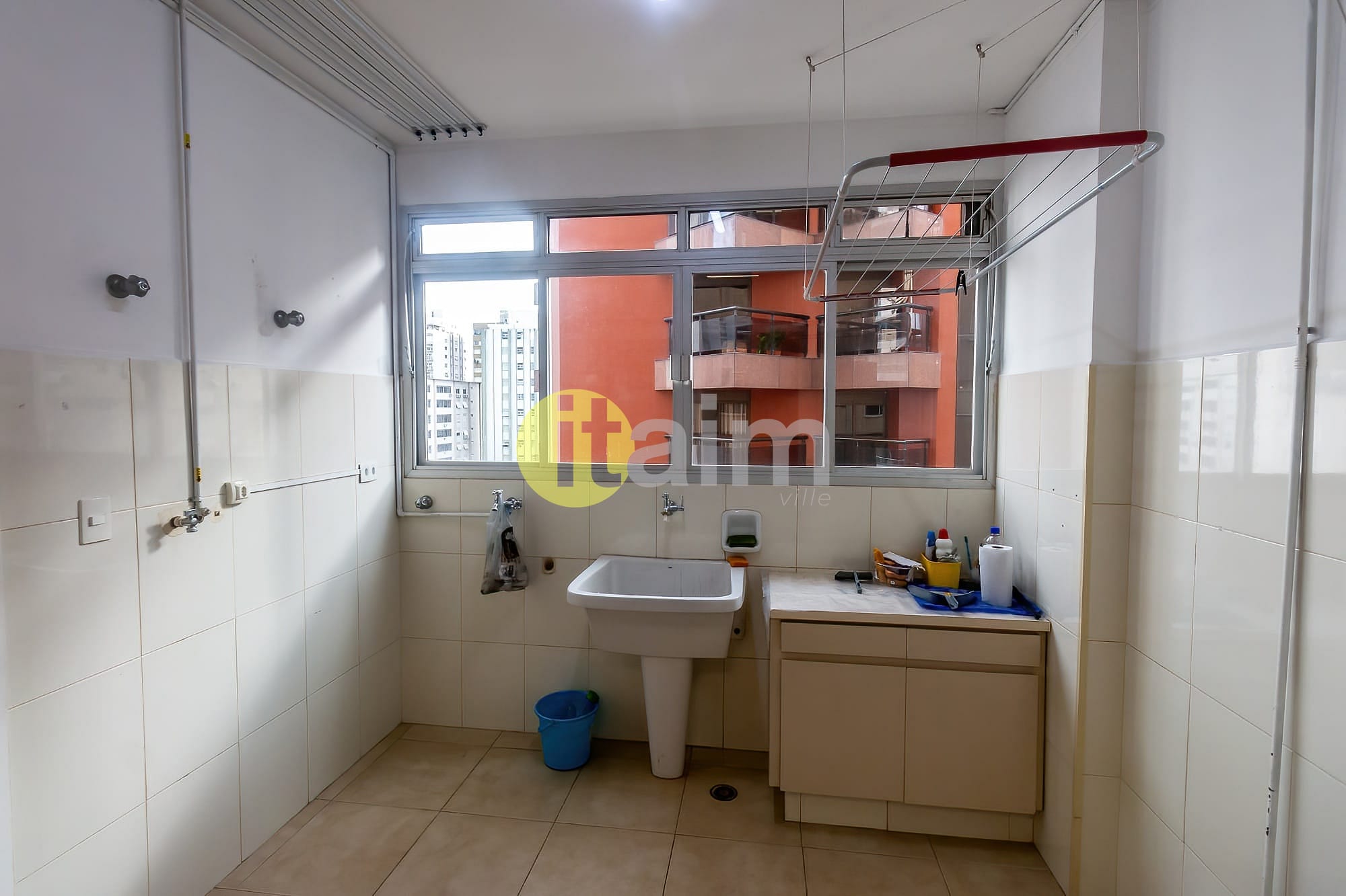 Apartamento para alugar com 3 quartos, 168m² - Foto 19