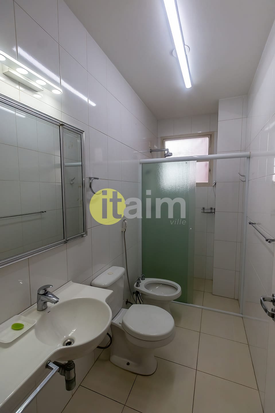 Apartamento para alugar com 3 quartos, 168m² - Foto 26