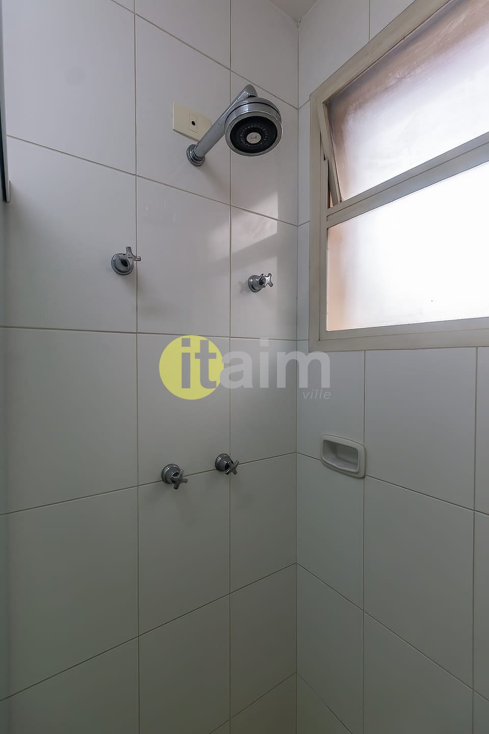 Apartamento para alugar com 3 quartos, 168m² - Foto 27