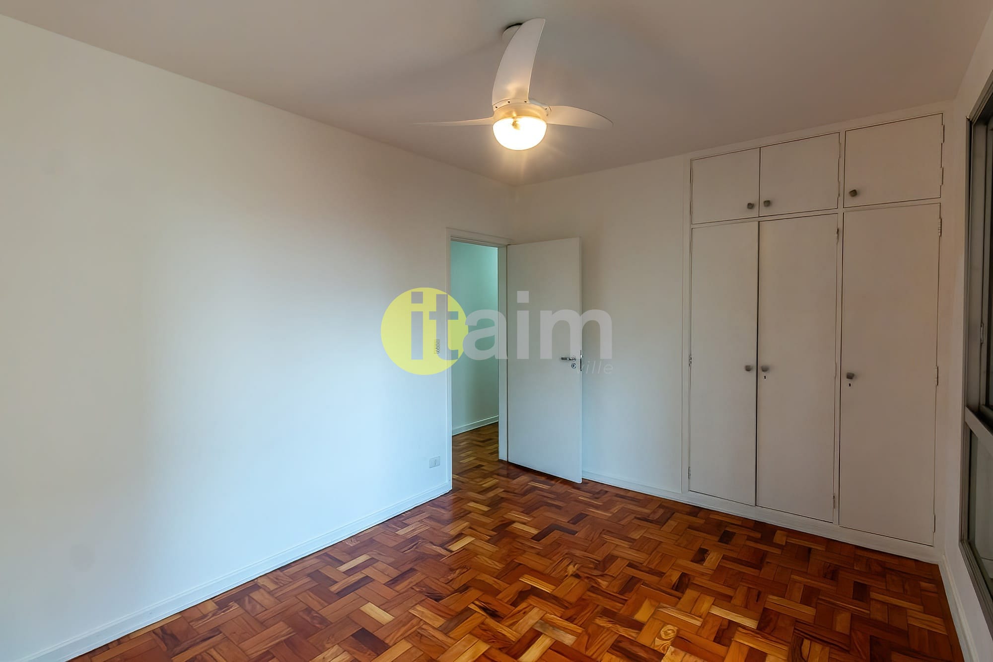 Apartamento para alugar com 3 quartos, 168m² - Foto 31