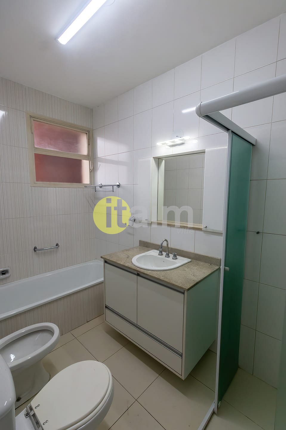 Apartamento para alugar com 3 quartos, 168m² - Foto 34