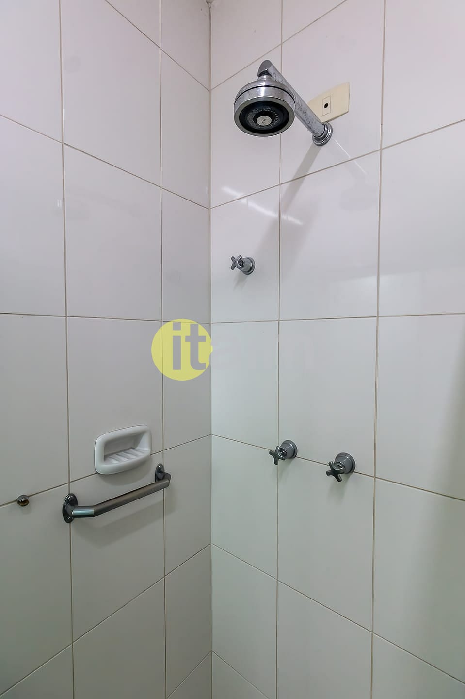 Apartamento para alugar com 3 quartos, 168m² - Foto 35