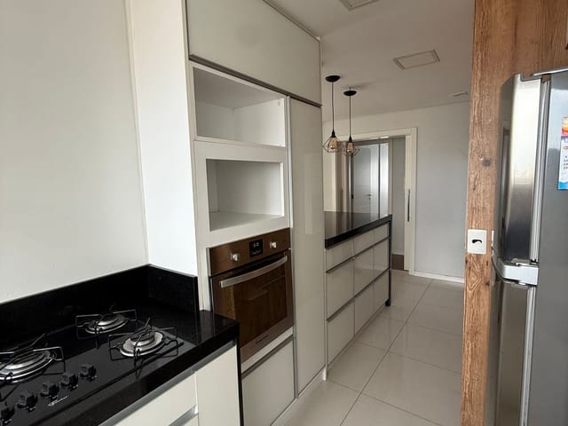 Apartamento 3 quartos e 2 banheiros, à venda, no bairro Madureira em Caxias do Sul