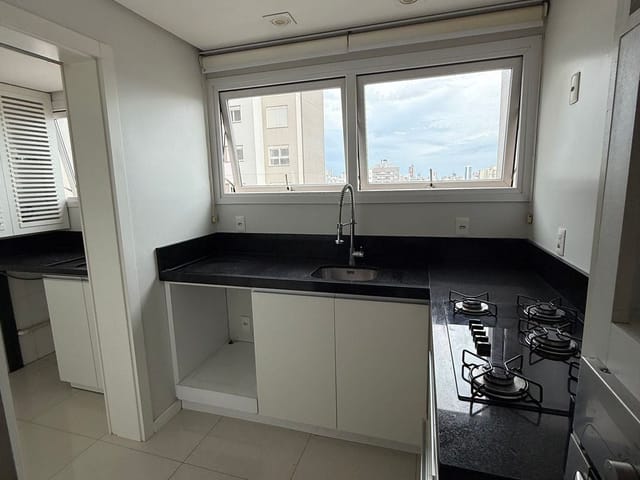 Apartamento 3 quartos e 2 banheiros, à venda, no bairro Madureira em Caxias do Sul