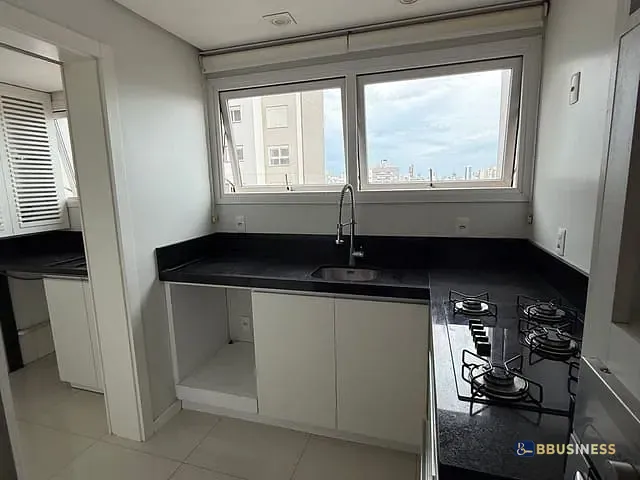 Apartamento 3 quartos e 2 banheiros, à venda, no bairro Madureira em Caxias do Sul