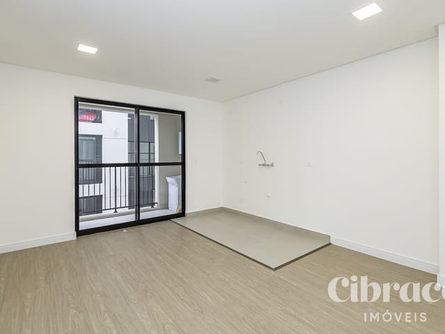 Apartamento 2 quartos e 2 banheiros, à venda, no bairro Portão em Curitiba