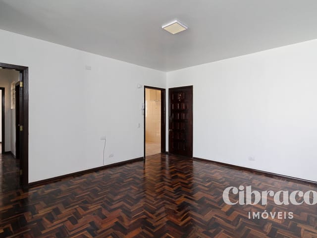 Apartamento 3 quartos e 1 banheiro, à venda, no bairro Centro em Curitiba