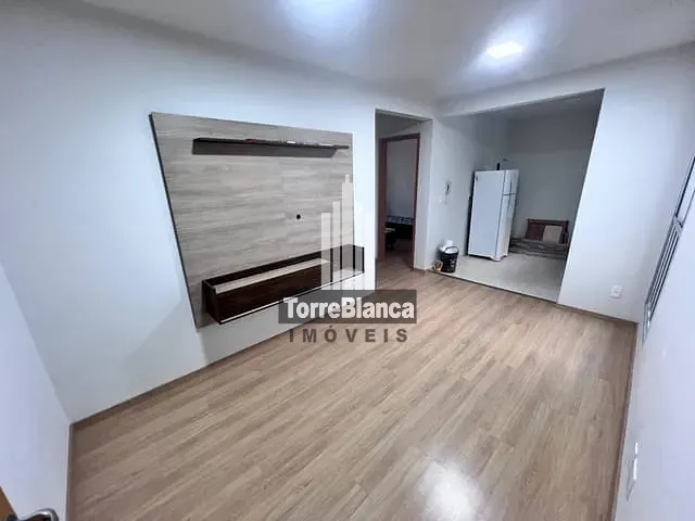 Apartamento com 50m² 2 quartos e 1 banheiro, à venda, no bairro Uvaranas em Ponta Grossa