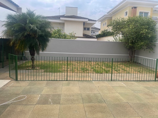 Casa 4 quartos e 4 banheiros, para alugar, no bairro Swiss Park em Campinas