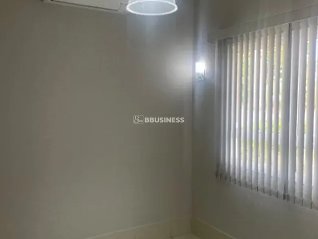 Casa 4 quartos e 4 banheiros, para alugar, no bairro Swiss Park em Campinas
