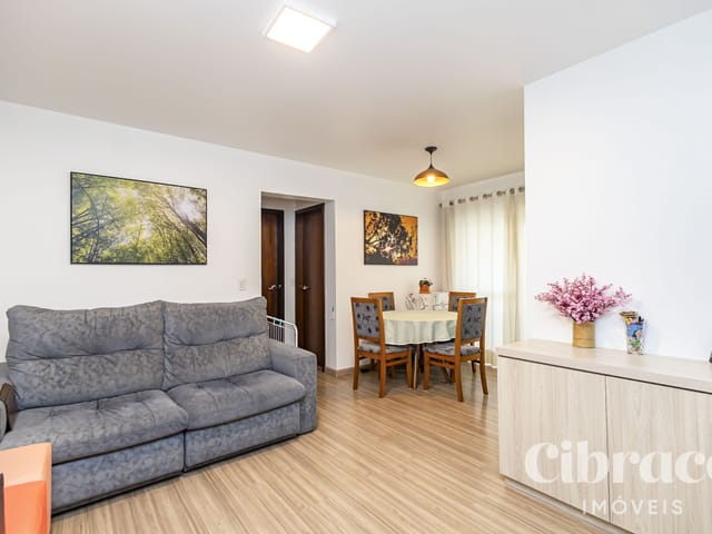 Apartamento 2 quartos e 2 banheiros, à venda, no bairro Cabral em Curitiba
