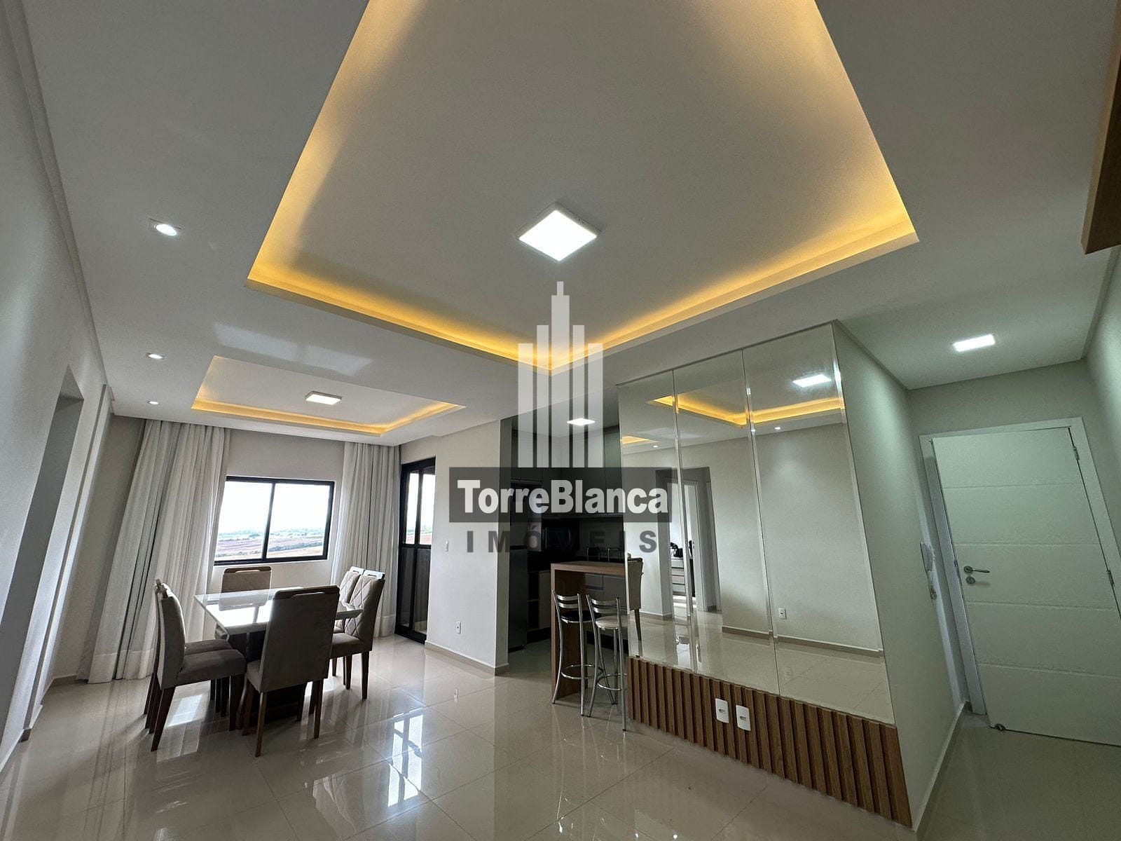 Apartamento à venda com 3 quartos, 107m² - Foto 5