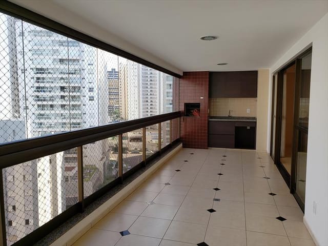 Apartamento com 325m² 3 quartos e 5 banheiros, à venda, no bairro Jardim do Lago em Londrina