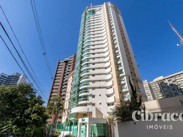 Apartamento à venda, no bairro Água Verde em Curitiba