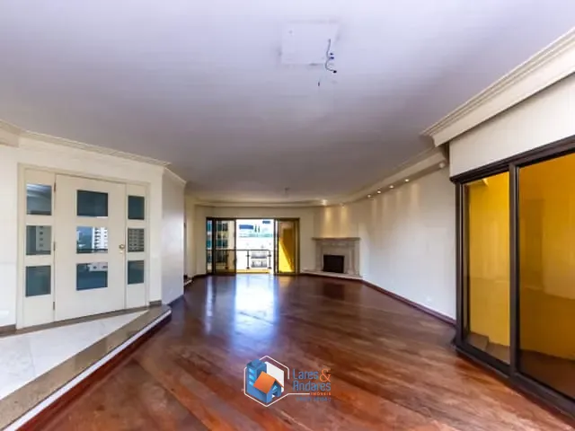Apartamento com 270m² 4 quartos e 5 banheiros, à venda, no bairro Santa Cecília em São Paulo