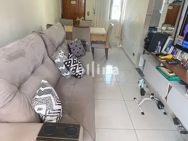 Apartamento com 52m² 2 quartos e 1 banheiro, à venda, no bairro Cohab V em Carapicuíba