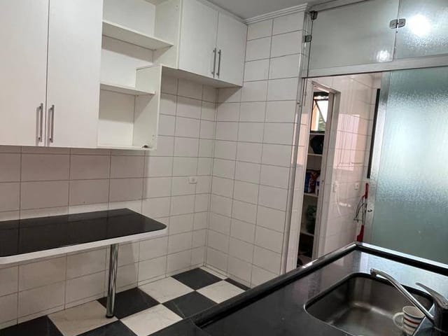 Apartamento com 74m² 3 quartos e 3 banheiros, para alugar, no bairro Vila Suzana em São Paulo