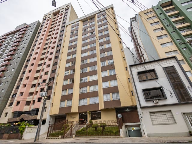 Apartamento 3 quartos e 2 banheiros, à venda, no bairro Rebouças em Curitiba