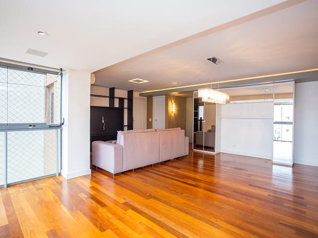 Apartamento 3 quartos e 3 banheiros, à venda, no bairro Água Verde em Curitiba