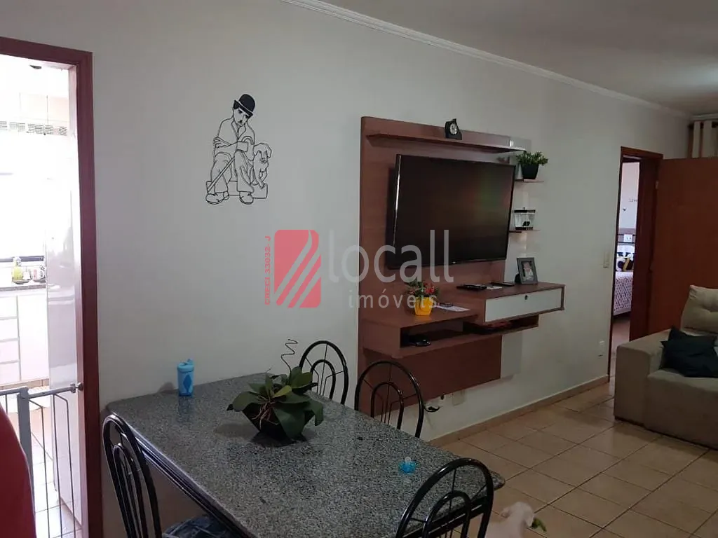 Apartamento com 2 quartos à venda, 69m² — foto 2 de 15