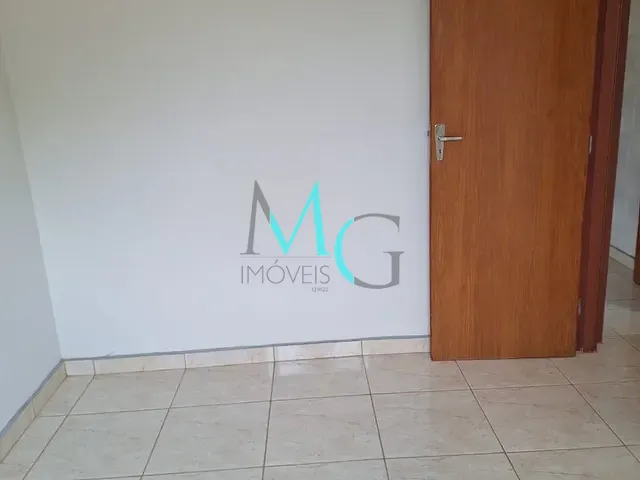 Apartamento 2 quartos e 1 banheiro, para alugar, no bairro Campo Grande em Rio de Janeiro