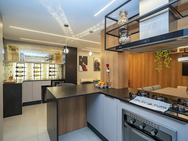 Apartamento 3 quartos e 1 banheiro, à venda, no bairro Centro em Curitiba
