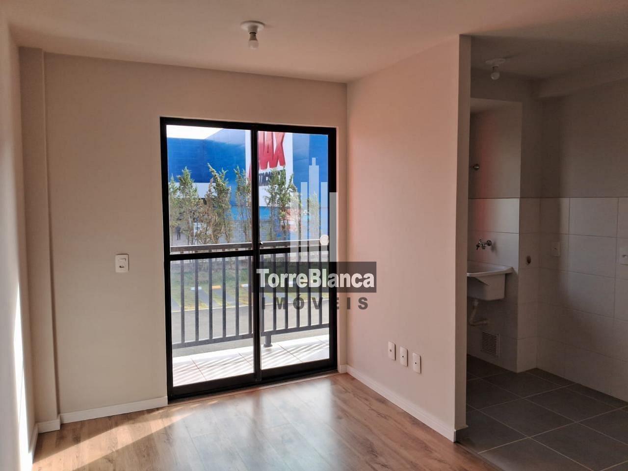 Apartamento à venda com 2 quartos, 42m² - Foto 3