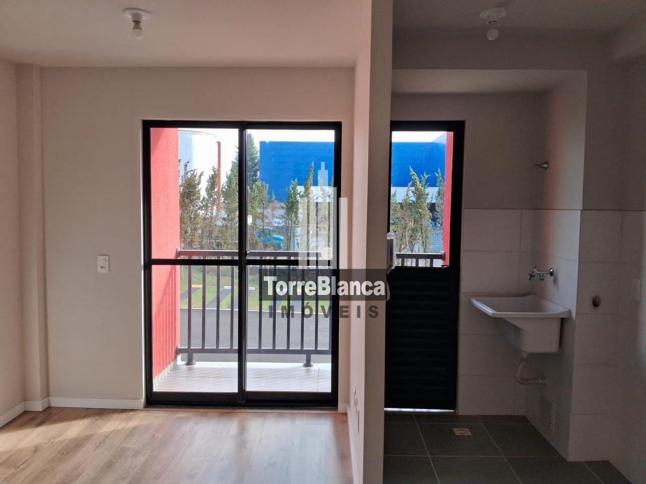 Apartamento à venda com 2 quartos, 42m² - Foto 9